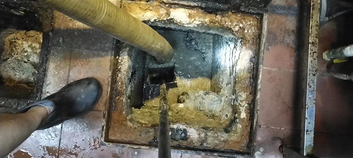 塔洋镇污水池清理一般都有毒气，怎么预防中毒呢？